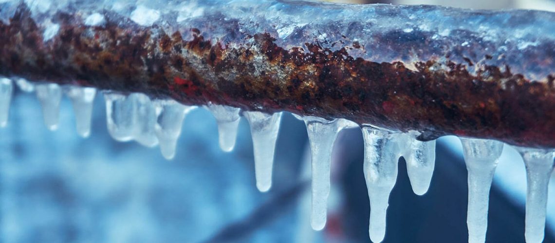 how to prevent frozen pipes in litchfield illinois